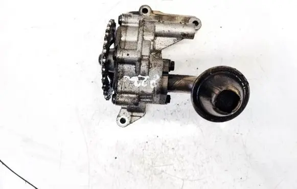 Volkswagen PASSAT B5.5 Oil pump 038115105d 00167522