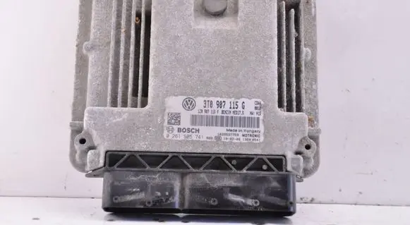 Skoda Superb B6 (3T) Engine control unit/module 3T0907115G