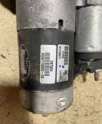 Opel Insignia A Starter motor M1T30071