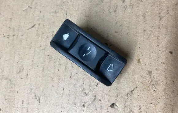 BMW X5 E53 Sunroof switch 8352182 03015000