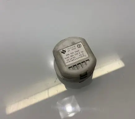 Mercedes-Benz E W211 Interior temperature sensor A2118300572 2941000522 2118300572