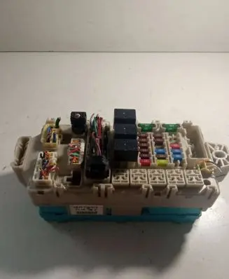 Mitsubishi Lancer Fuse box set MR587875 G8C223M3C