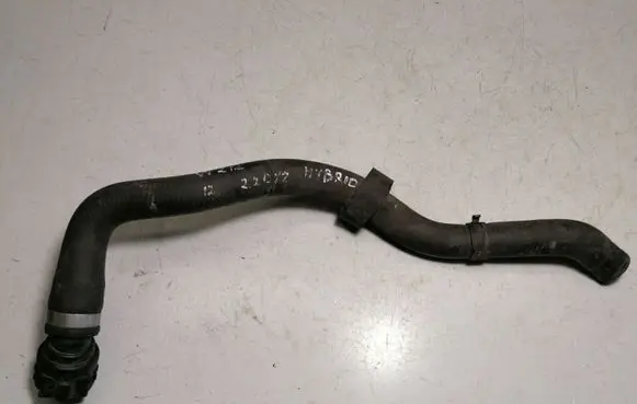 Mercedes-Benz E W212 Engine coolant pipe/hose