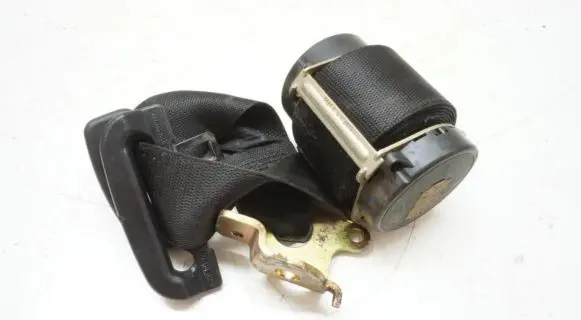 Mercedes-Benz CLK A208 C208 Rear seatbelt 2088600485