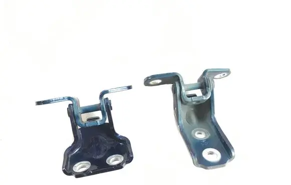 Hyundai Santa Fe Front door lower hinge A046037 A046057