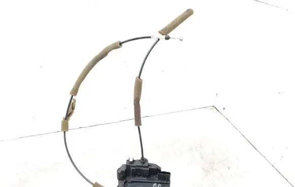 Renault Koleos I Rear door lock 