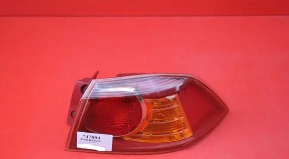 Mitsubishi Lancer VIII Rear/tail lights P5613