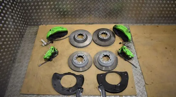 Porsche Cayenne (9Y0 9Y3) Brake discs and calipers set 