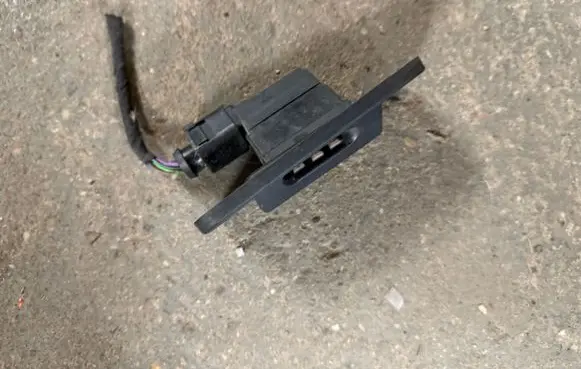Volkswagen Caddy Sliding door contact joint 2K5907496