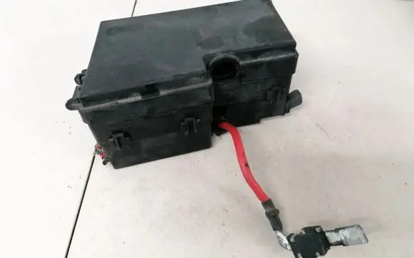 Volvo S40 Fuse box set 8688040 518818000