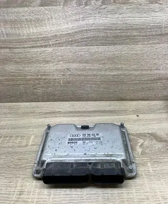 Audi A3 S3 8L Engine control unit/module 038906012BB 0281010123