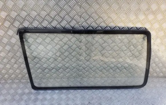 Volkswagen Transporter - Caravelle T4 Rear side window