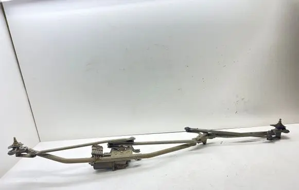 Opel Zafira A Front wiper linkage and motor