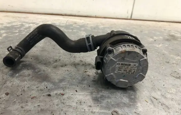 Volkswagen Golf VII Electric auxiliary coolant/water pump 04L965567ABILI 04L965567A 5Q0122063E