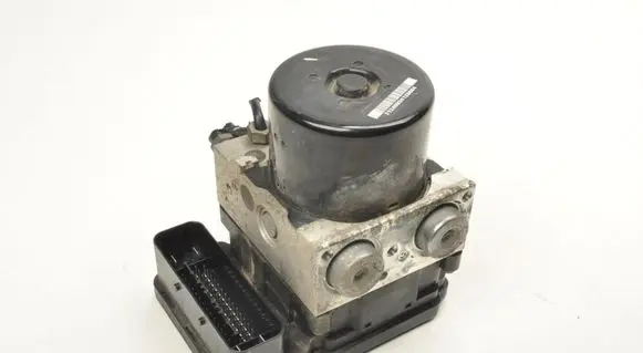 Volvo V50 ABS Pump 31317378