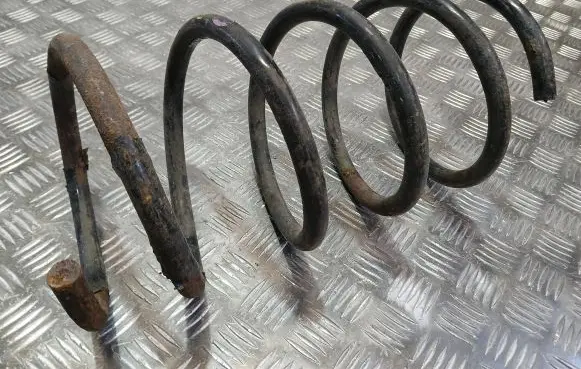 Hyundai Santa Fe Front coil spring