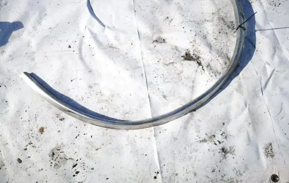 Mercedes-Benz W123 Rear arch trim