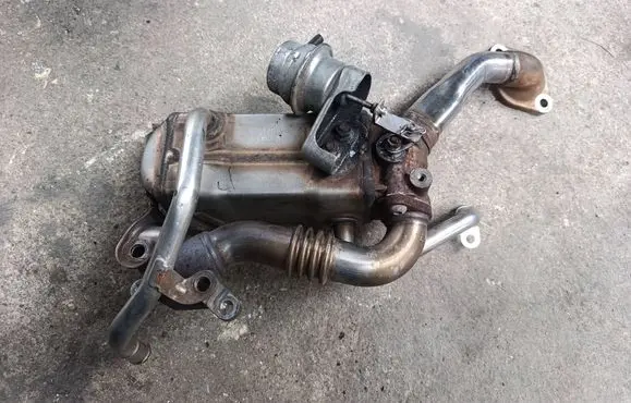 Opel Astra J EGR valve cooler 55567726