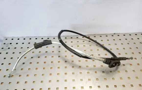 Handbrake/parking brake wiring cable