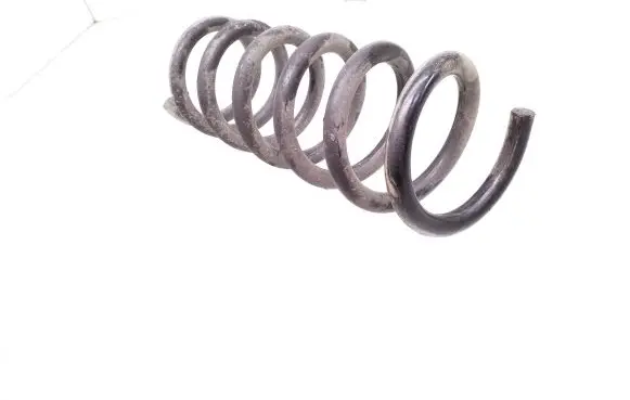 Volkswagen Touareg I Front coil spring