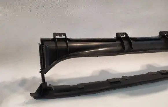 BMW 1 F20 F21 Intercooler air guide/duct channel 15677210 51584