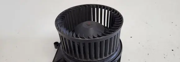 Audi A4 S4 B6 8E 8H Heater fan/blower 8E1820021 663000U 0032098