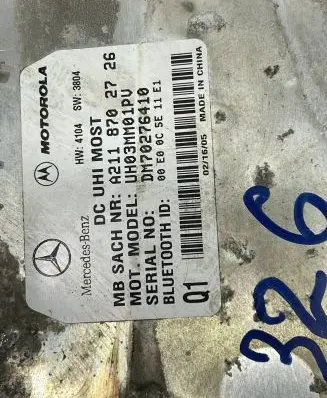 Mercedes-Benz E W211 Bluetooth control unit module A2118702726