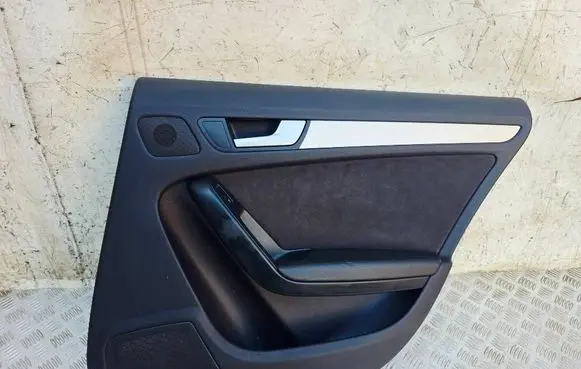 Audi A5 Sportback 8TA Front door card panel trim 88867306