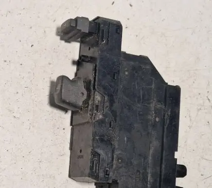 Volvo V70 Electric window control switch 30658117 02W45E MP455200146