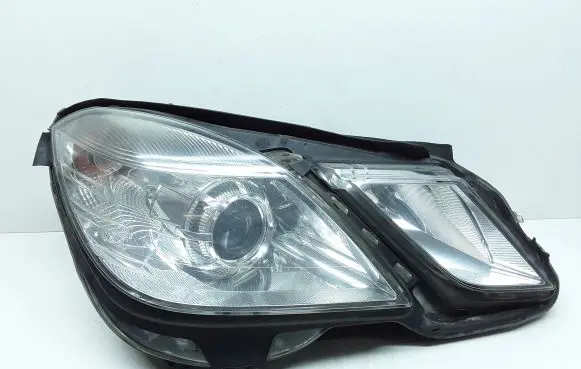 Mercedes-Benz E W212 Headlight/headlamp A2128200461
