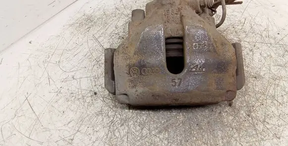 Skoda Superb B5 (3U) Front brake caliper