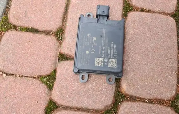 Distronic sensor radar