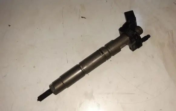 Jeep Grand Cherokee (WK) Fuel injector A642070
