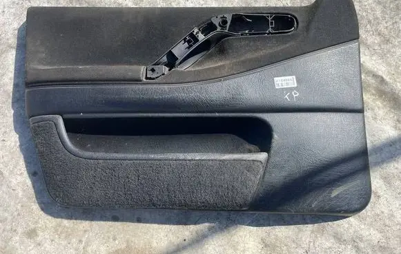 Volkswagen PASSAT B4 Front door card panel trim 3A0867011