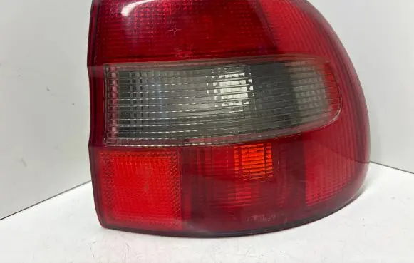 Volvo S40, V40 Rear/tail lights 308019
