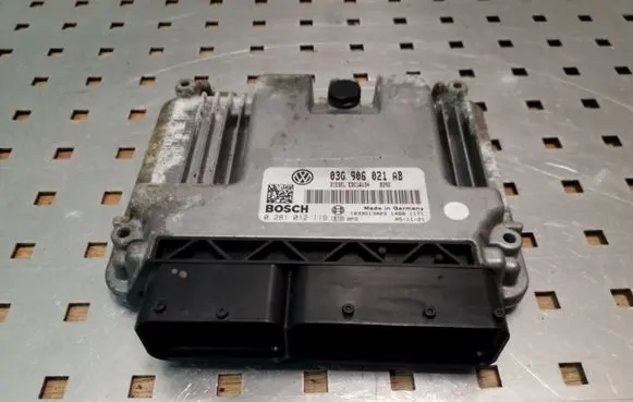 Volkswagen PASSAT B6 Engine control unit/module 0281012119 03G906021AB