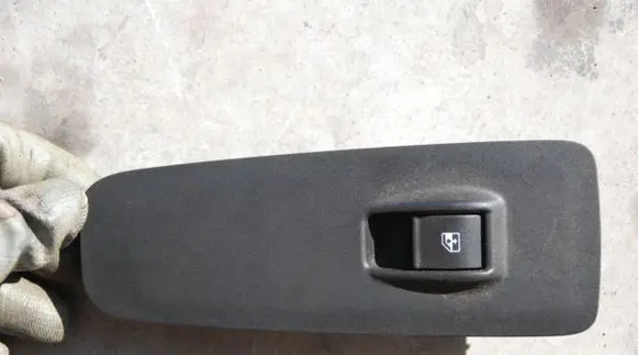 Fiat Ducato Tailgate/trunk/boot open switch 18OKM