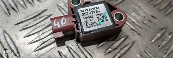 Volvo S80 Airbag deployment crash/impact sensor 30737138