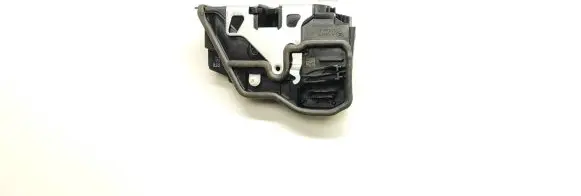 BMW X1 E84 Front door lock 7202146