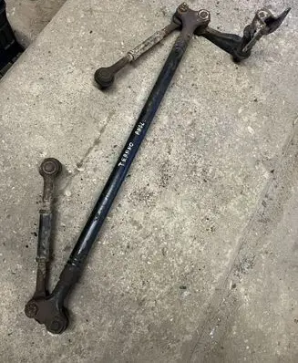 Nissan Terrano Steering tie rod 