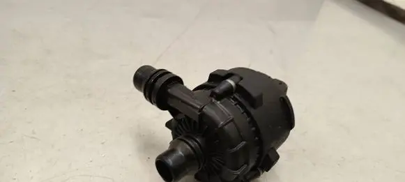 BMW i4 Electric auxiliary coolant/water pump 9455034