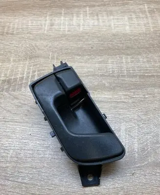 Mitsubishi Pajero Front door interior handle MR432271 LEFTSIDE