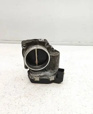 BMW 1 E82 E88 Throttle valve 7561066 A2C53115534