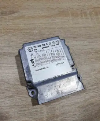 Volkswagen Touran I Airbag control unit/module 1T0909605D