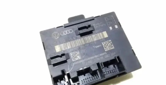 Audi Q7 4L Door control unit/module 4F0959795M 8K0959795B