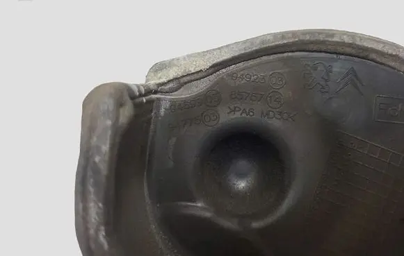 Volvo S60 Timing belt guard (cover) 9492303 9469903