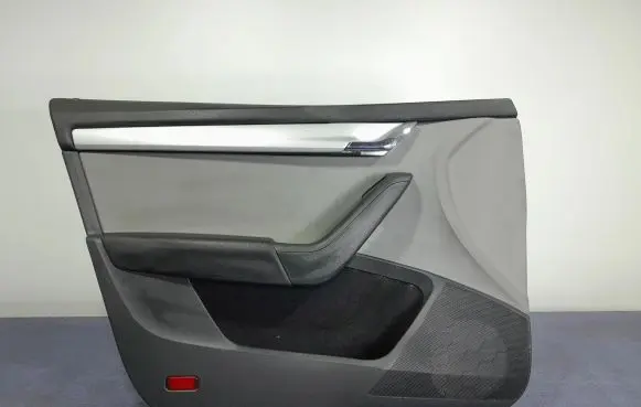 Skoda Octavia Mk3 (5E) Door card panel trim set 