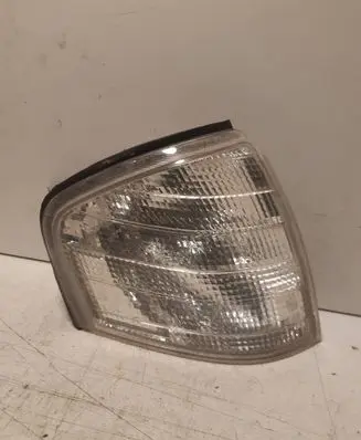 Mercedes-Benz C W202 Front indicator light 183357B