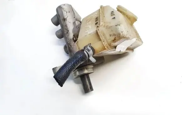 Ford Galaxy Master brake cylinder 7m4611303a