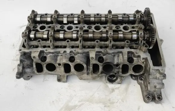 BMW 3 E90 E91 Engine head 7797678